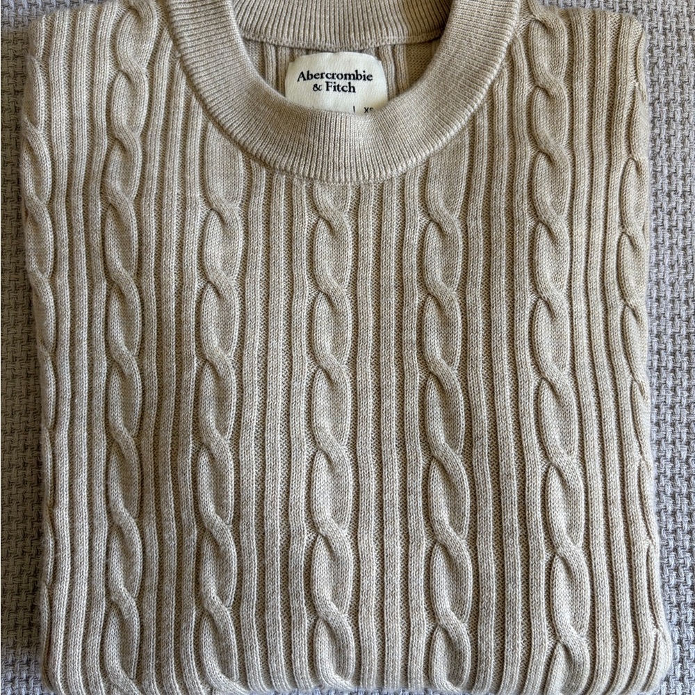 Abercrombie & Fitch Beige Cable Knit Sweater